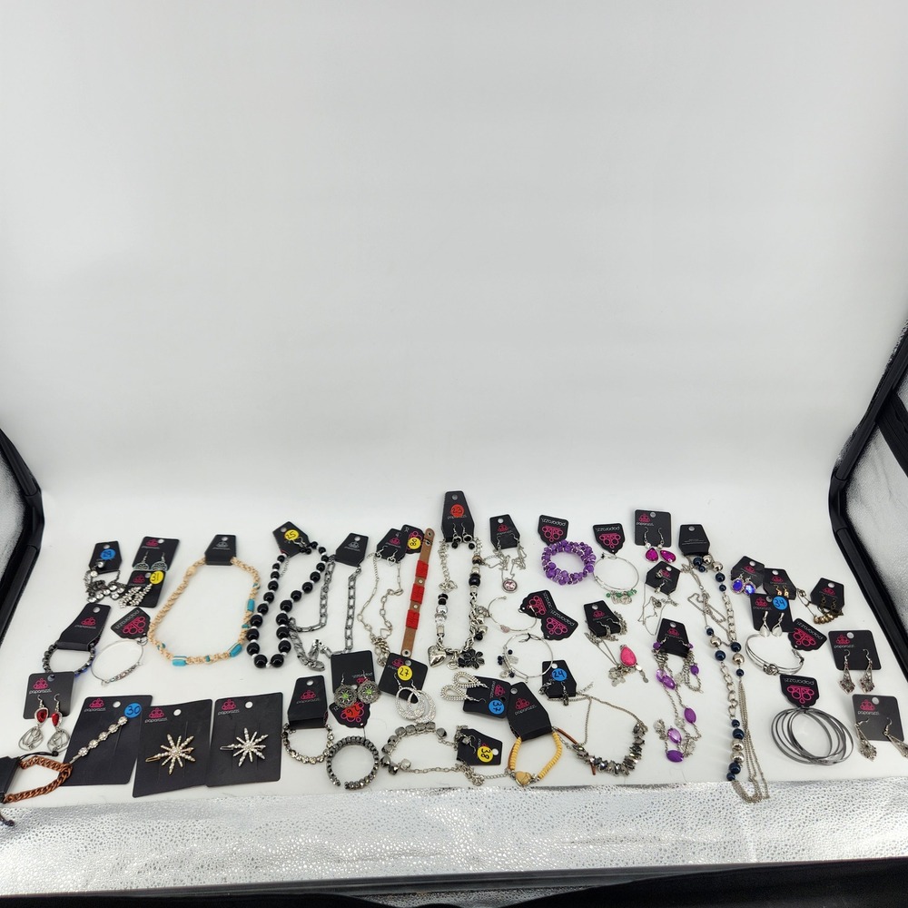 Paparazzi Jewelry Lot 40+ Pieces Mixed Necklaces Bracelets‎ Earrings Hair Clips